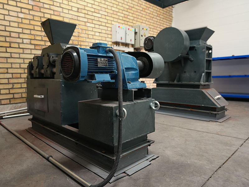 آزمایشگاه تحقیق و توسعه مواد معدنی و فلزات توپراک