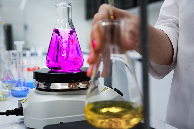 آزمایشگاه تحقیق و توسعه مواد معدنی و فلزات توپراک